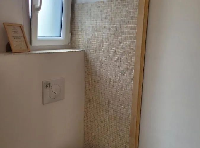 Angers Green Lodge * Angers